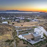 בית נופש Salt N Sky Naxos