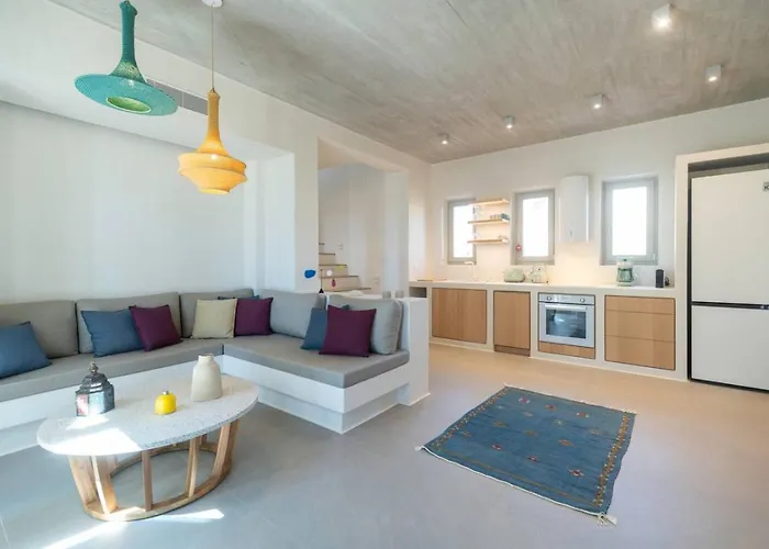 Salt N Sky Naxos Holiday home